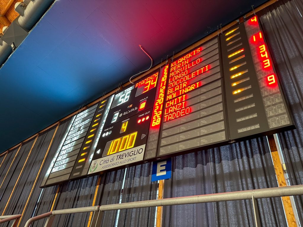 Treviglio's PalaFacchetti gets a makeover by equipping itself with two FIBA Level 1 scoreboards